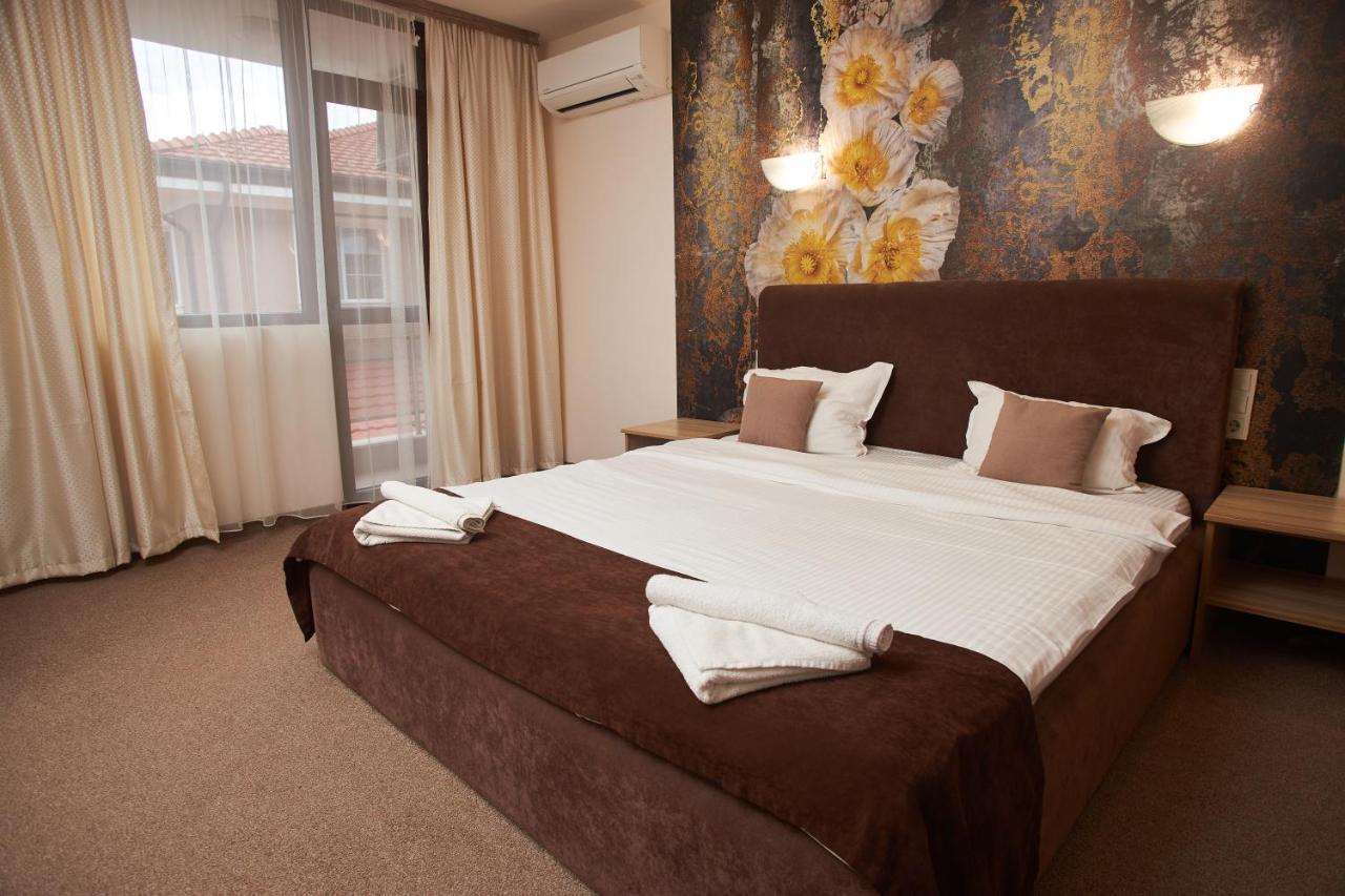 Flamingo Plovdiv Hotel Bagian luar foto